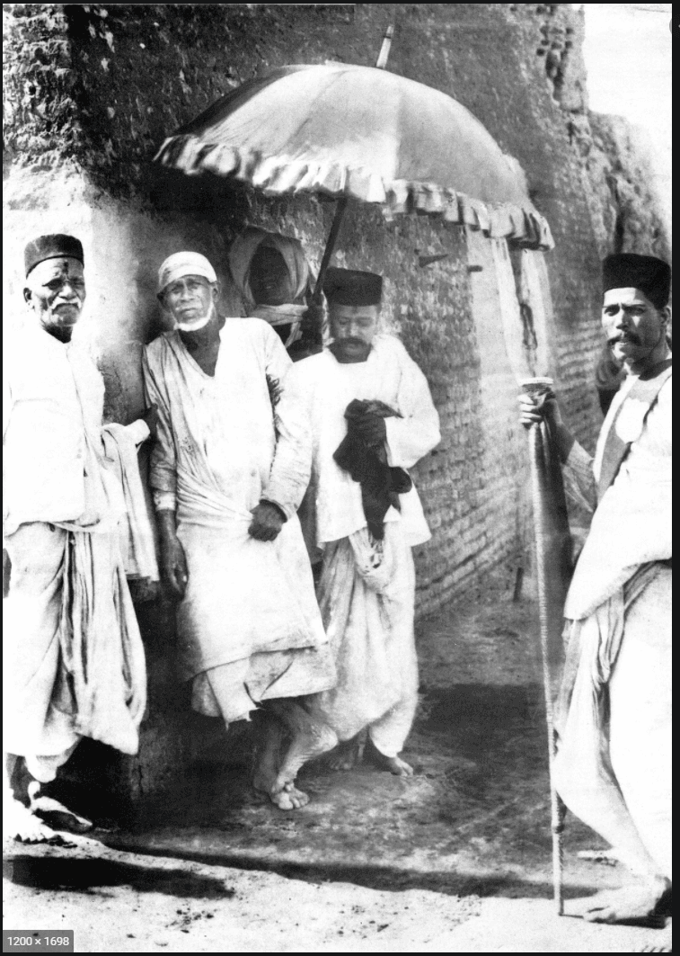 Historic Sai Baba photograph